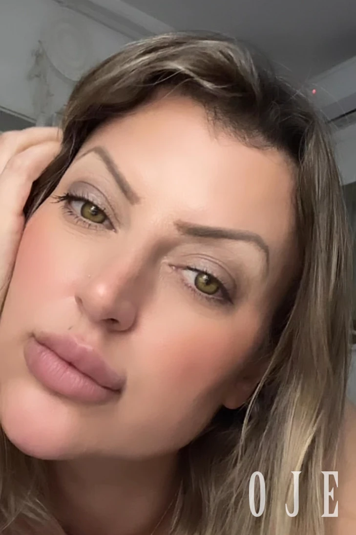 stories-slider-content