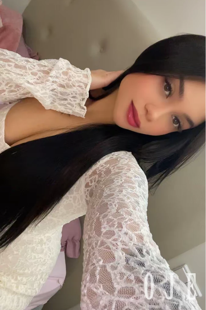 stories-slider-content