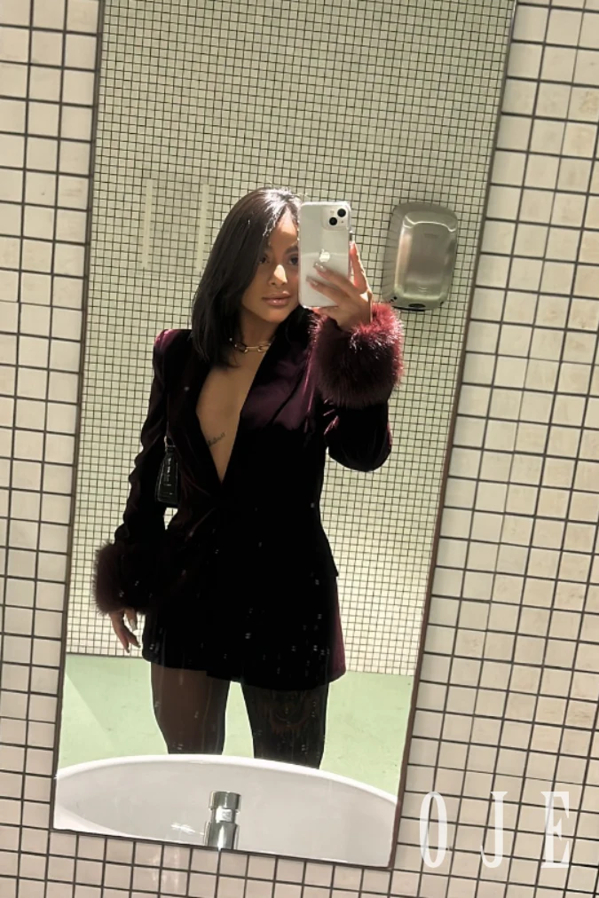 stories-slider-content