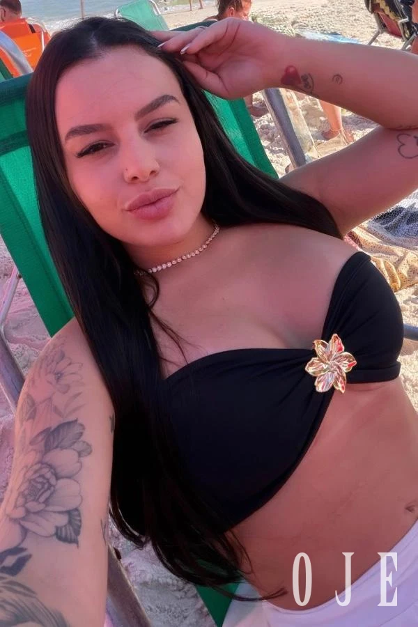 stories-slider-content