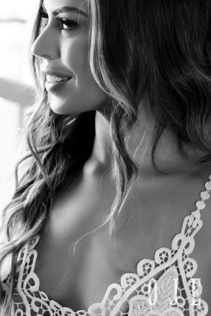 stories-slider-content