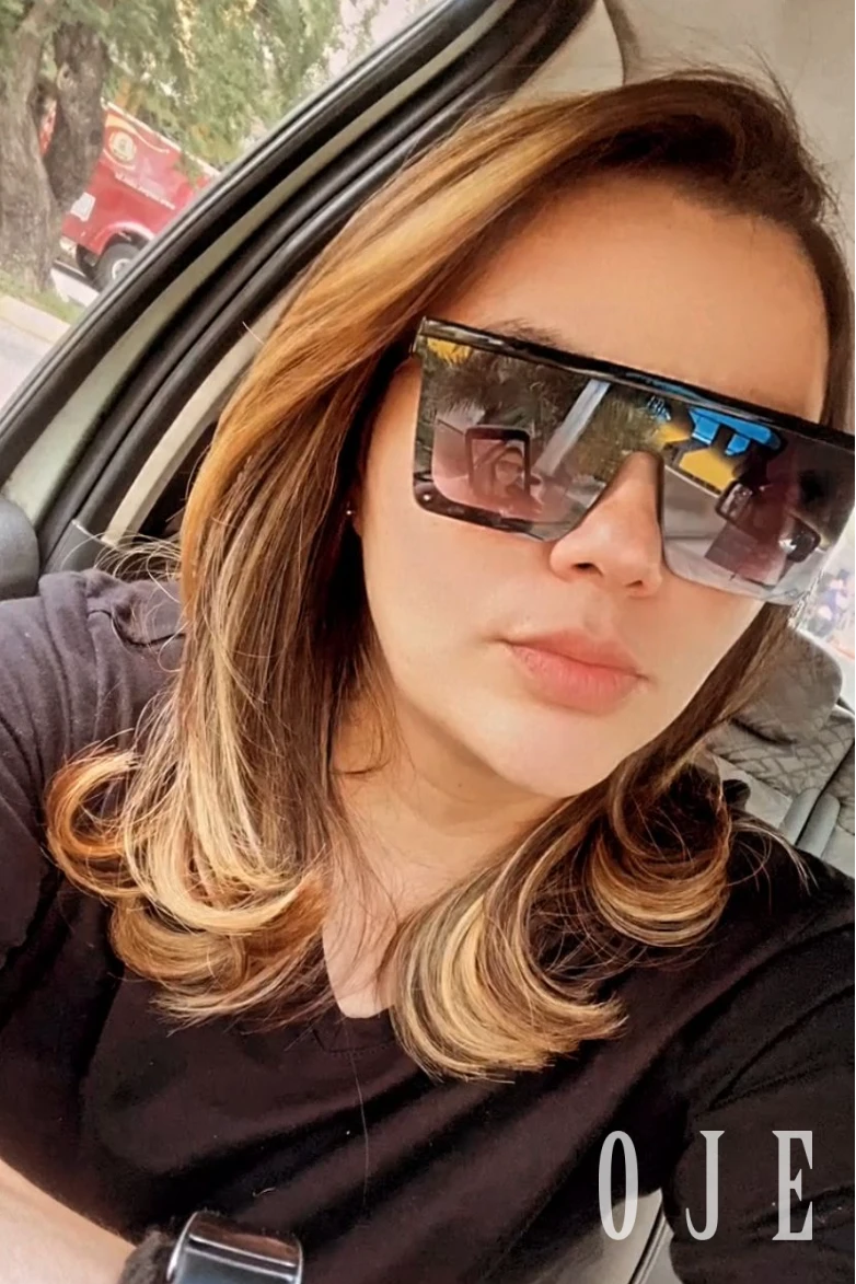 stories-slider-content