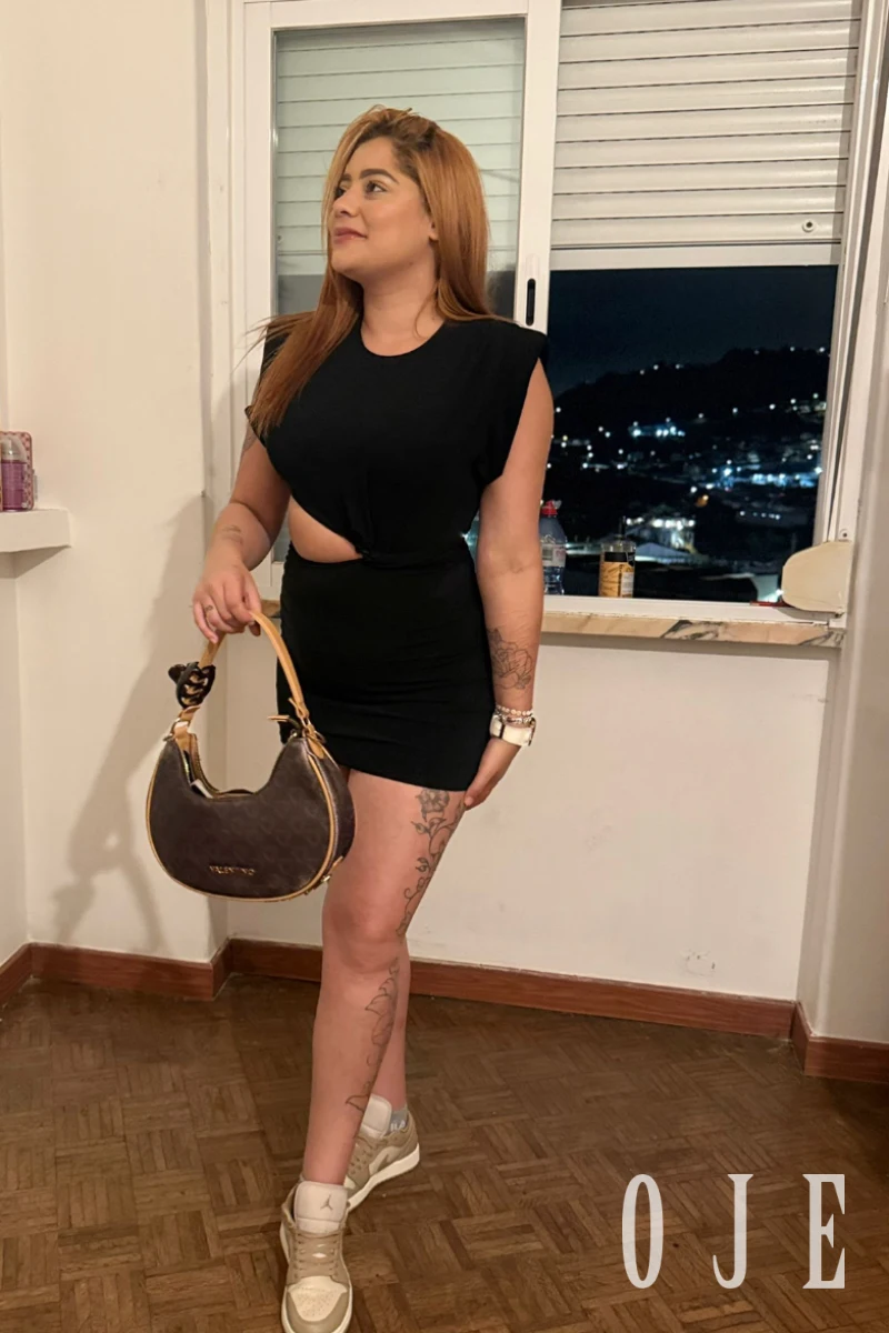 stories-slider-content