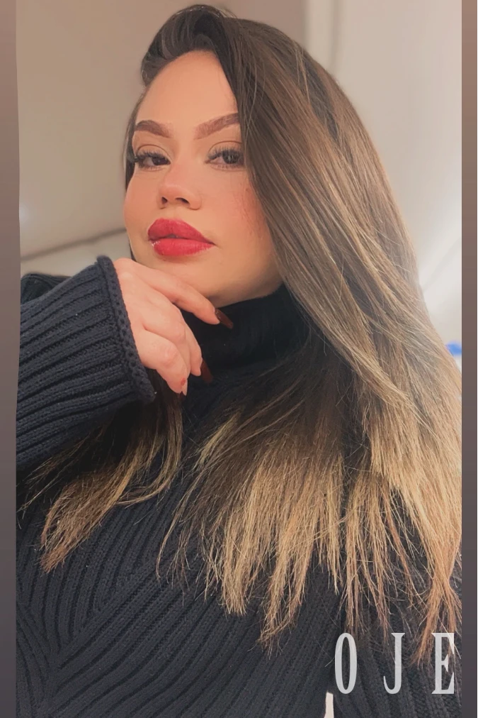 stories-slider-content