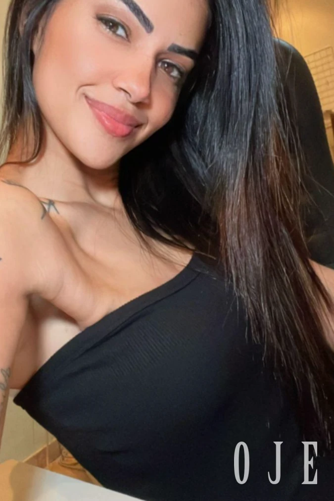 stories-slider-content