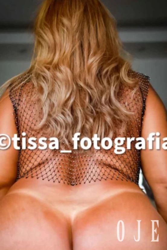 stories-slider-content