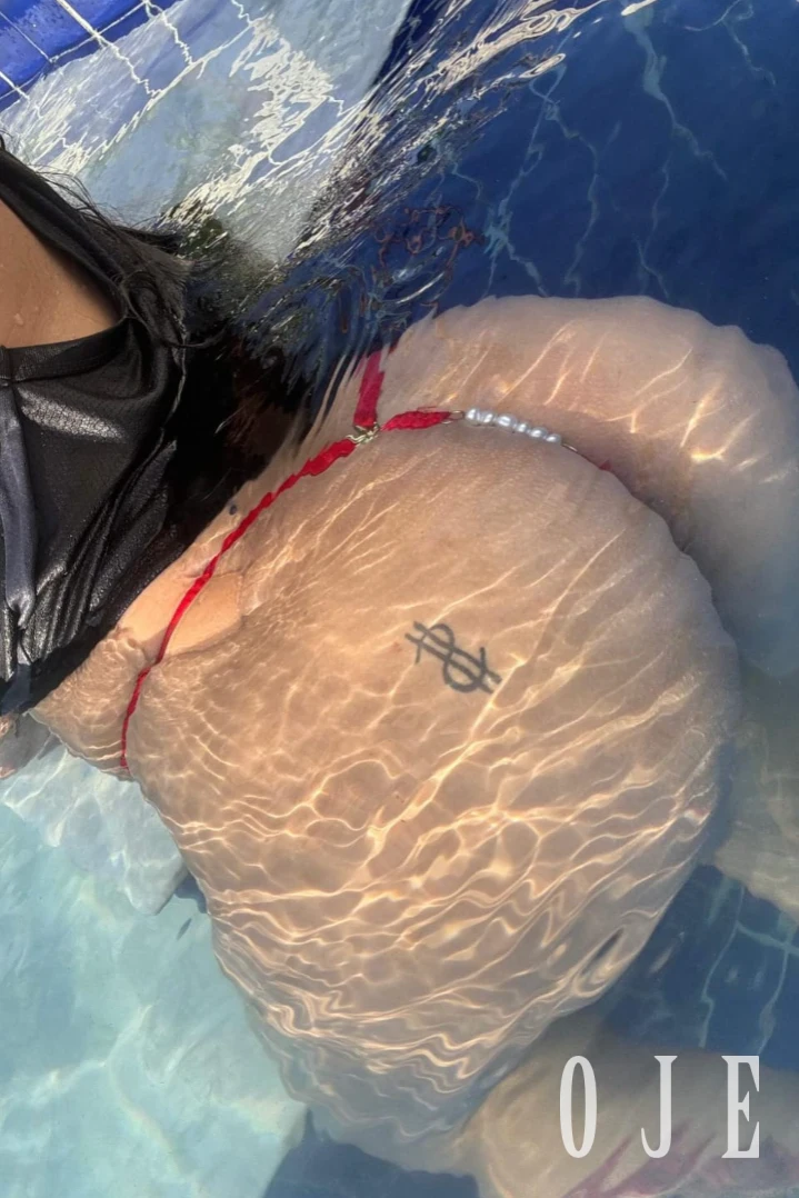 stories-slider-content