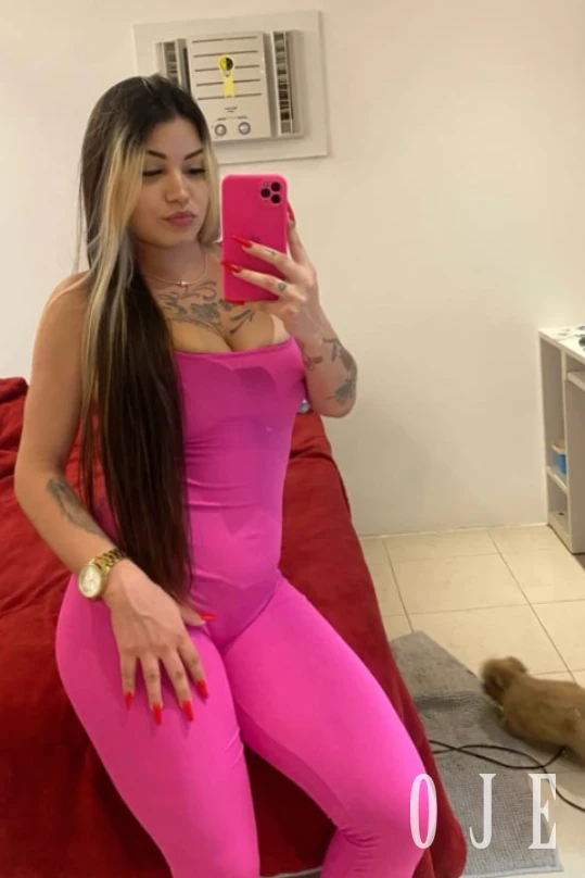 stories-slider-content