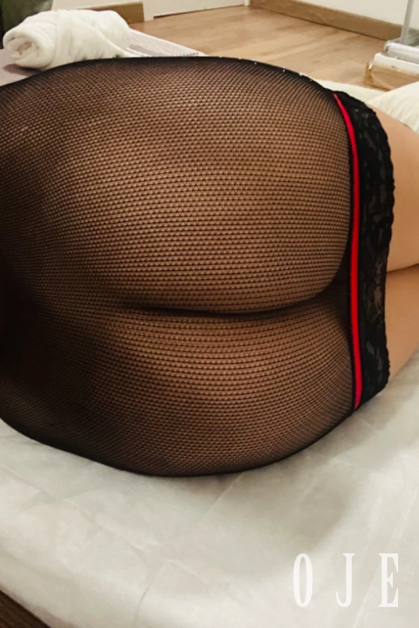 stories-slider-content