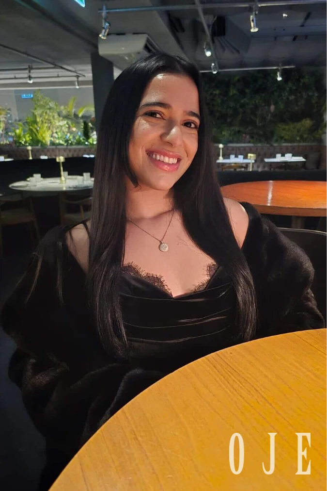 stories-slider-content