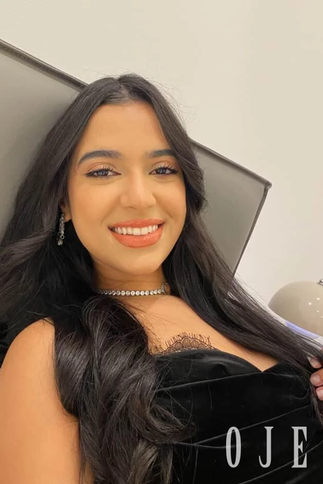 stories-slider-content