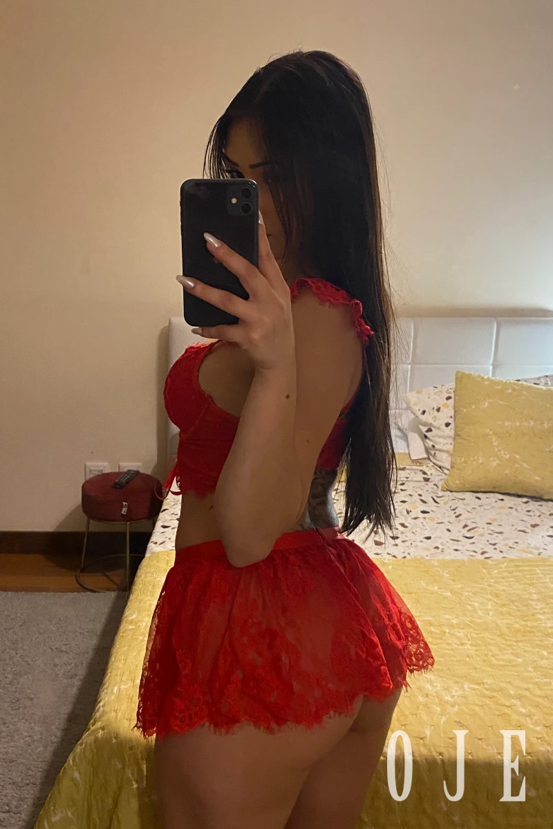 stories-slider-content