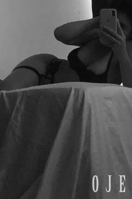 stories-slider-content