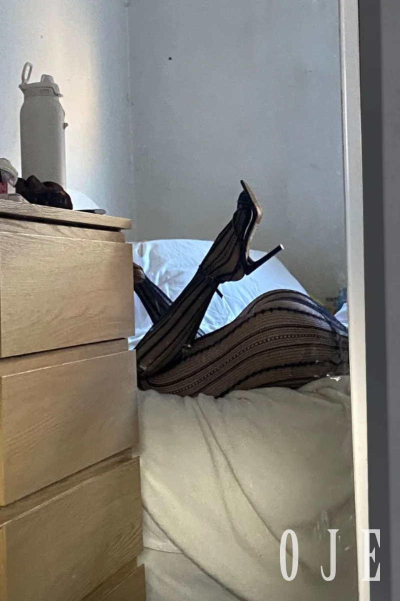 stories-slider-content