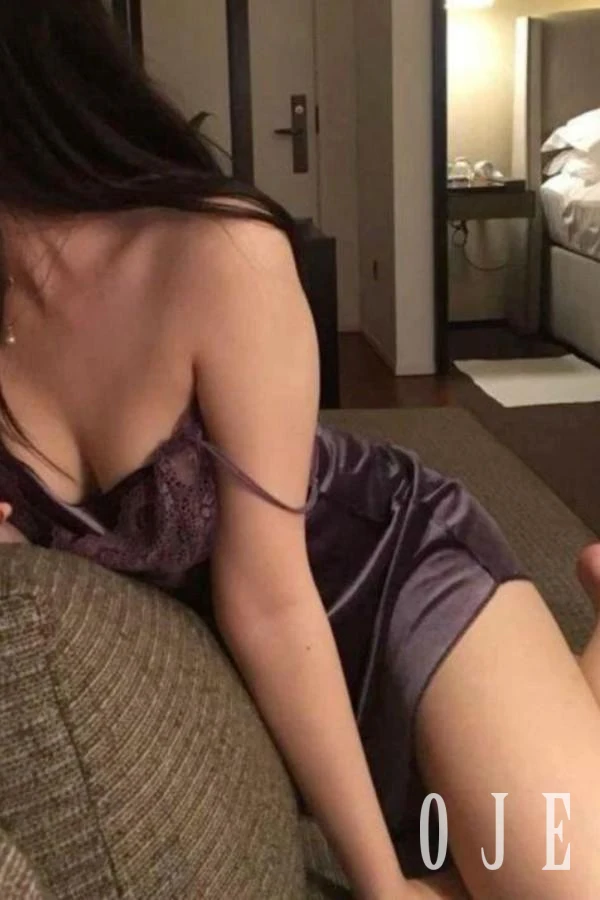 stories-slider-content