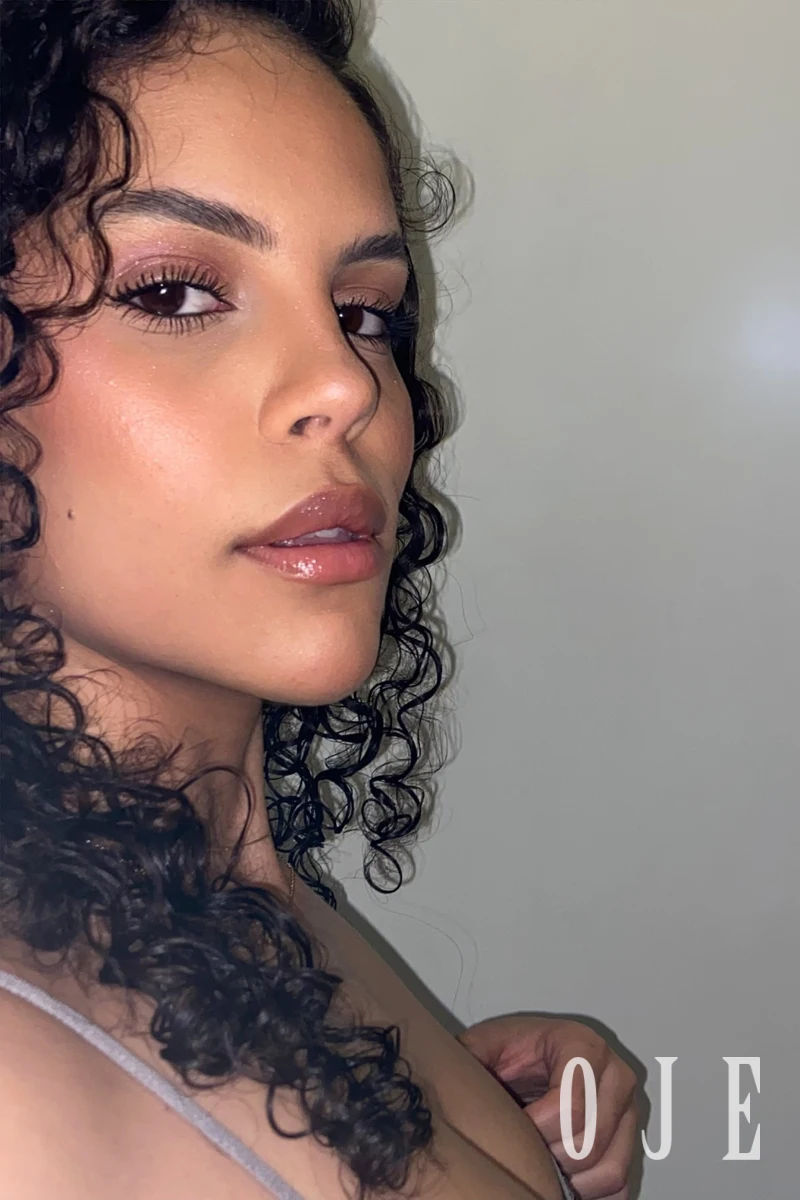 stories-slider-content