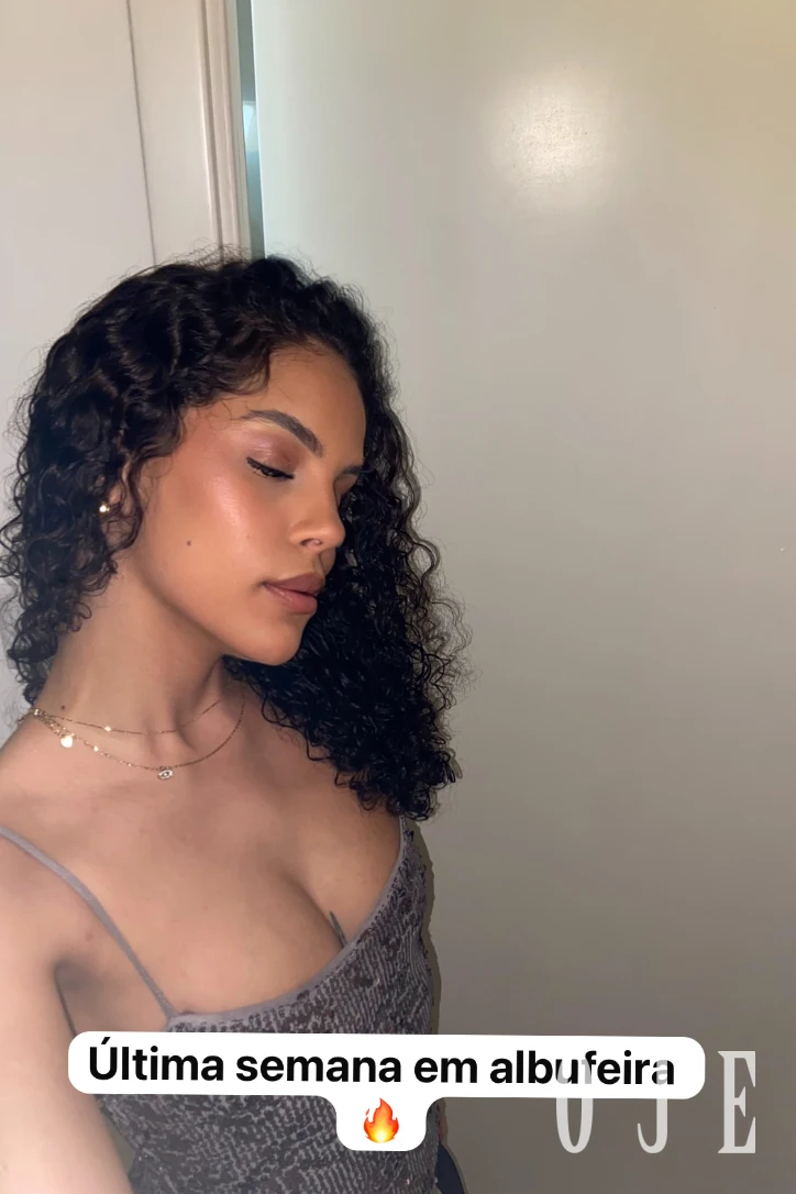 stories-slider-content