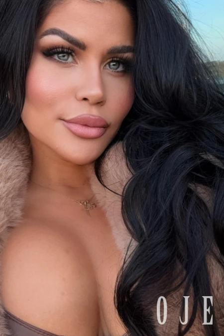 stories-slider-content