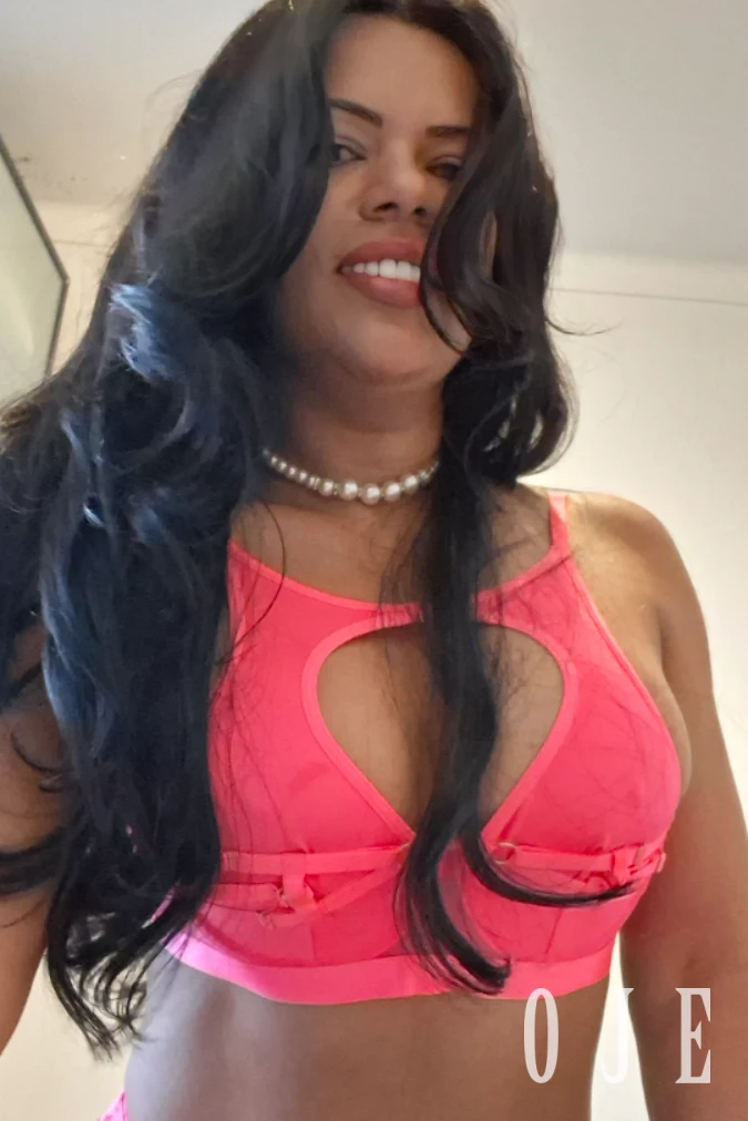 stories-slider-content