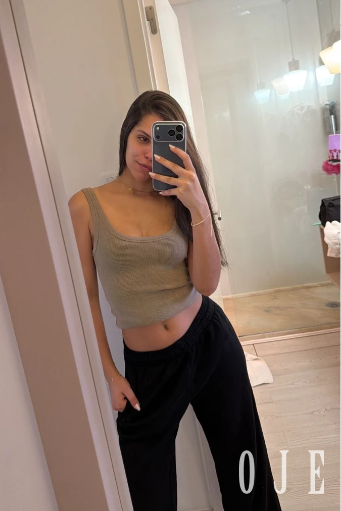 stories-slider-content