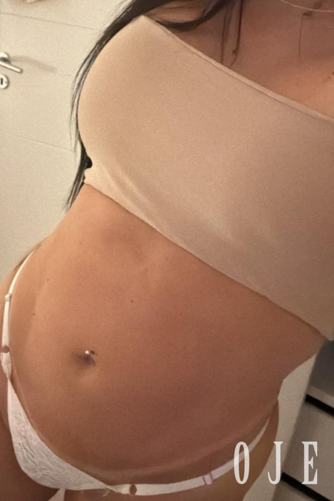 stories-slider-content