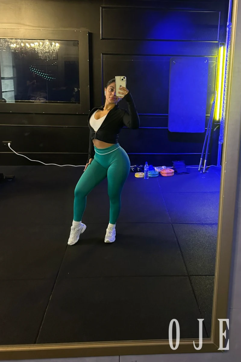 stories-slider-content