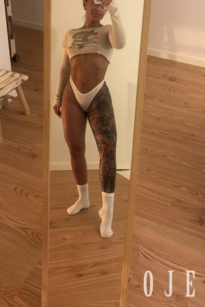 stories-slider-content