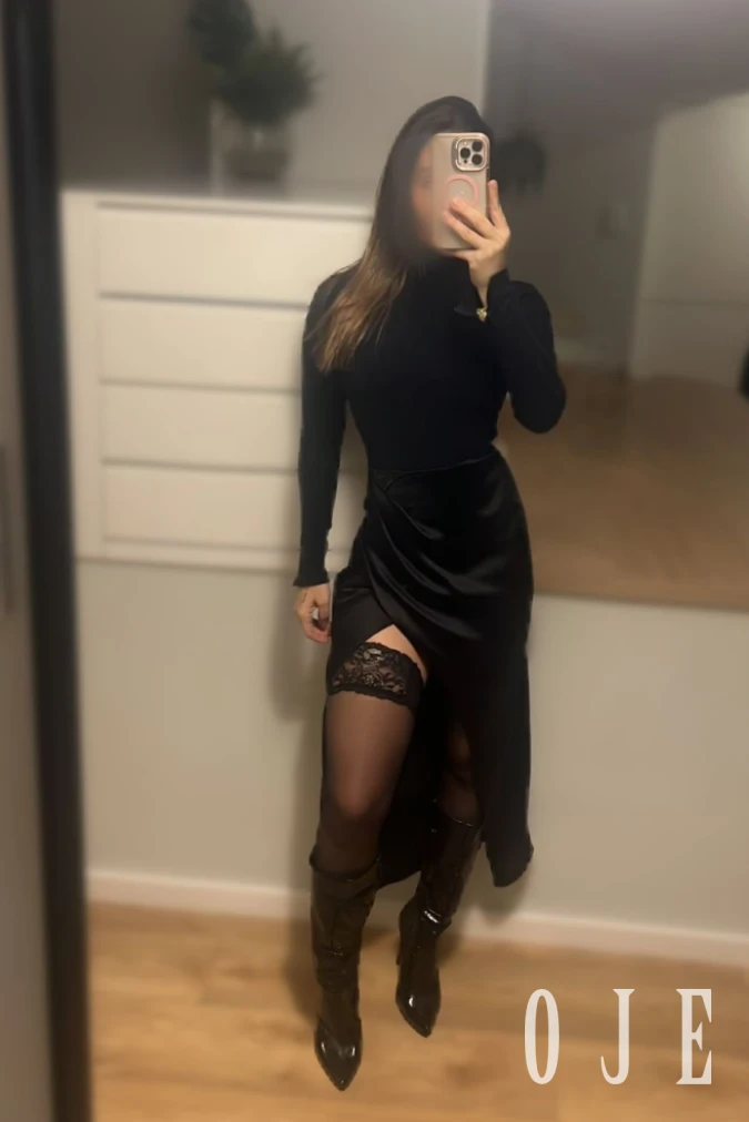 stories-slider-content