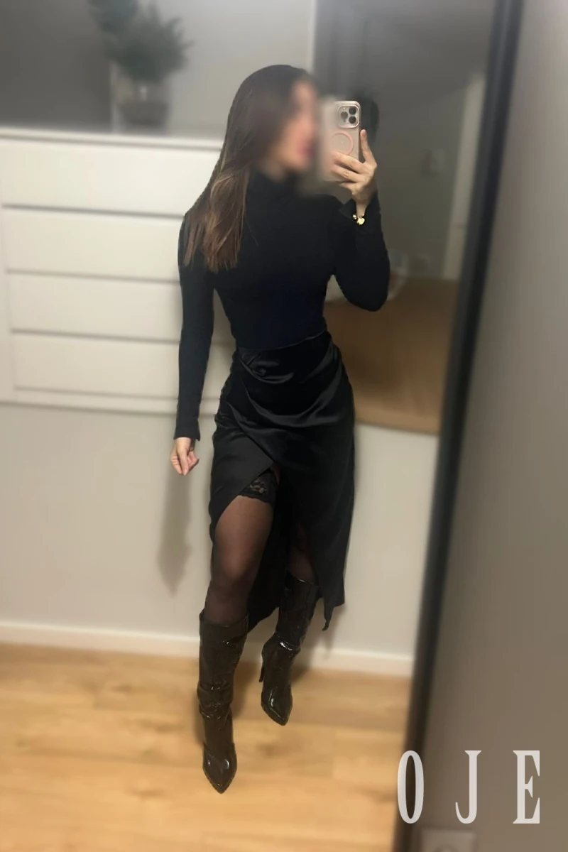 stories-slider-content