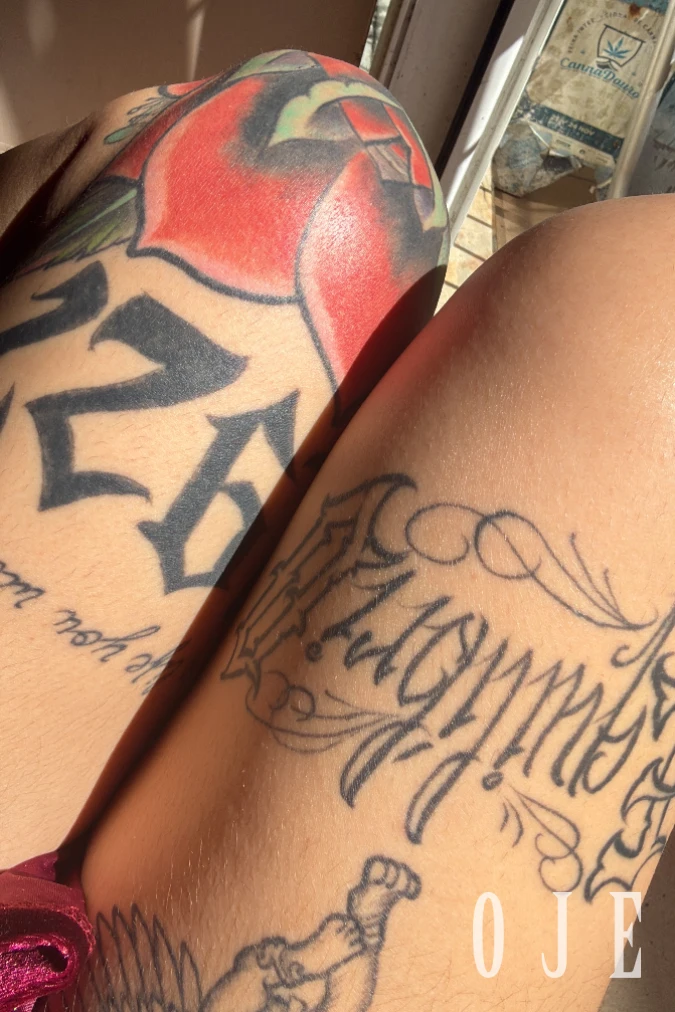 stories-slider-content