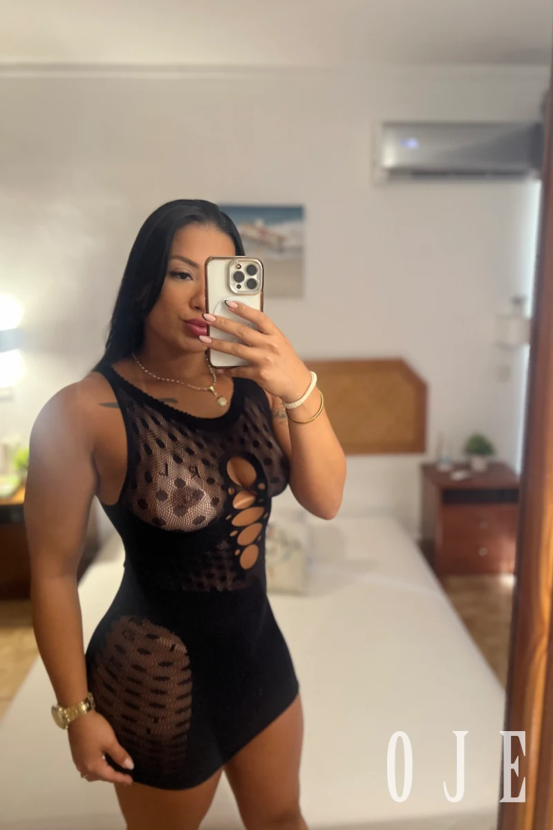 stories-slider-content