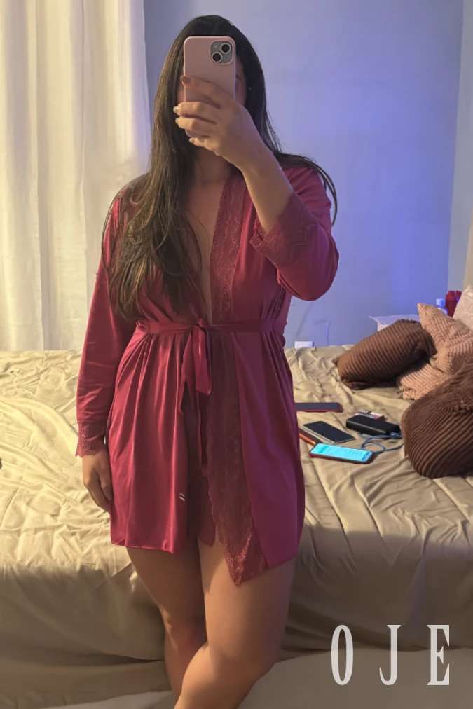 stories-slider-content