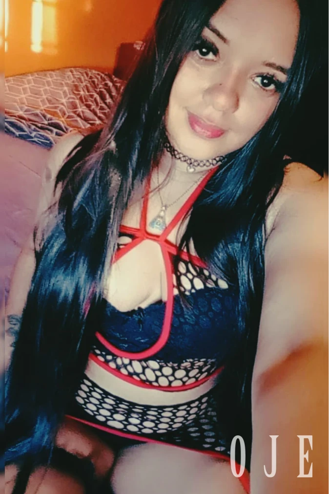 stories-slider-content