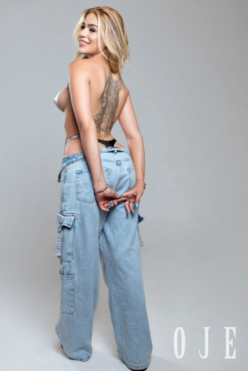 stories-slider-content