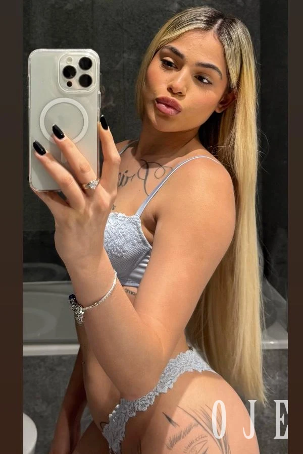 stories-slider-content