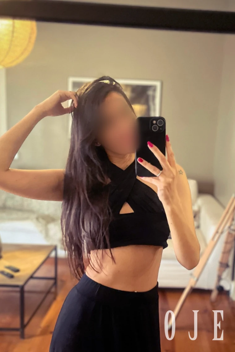 stories-slider-content