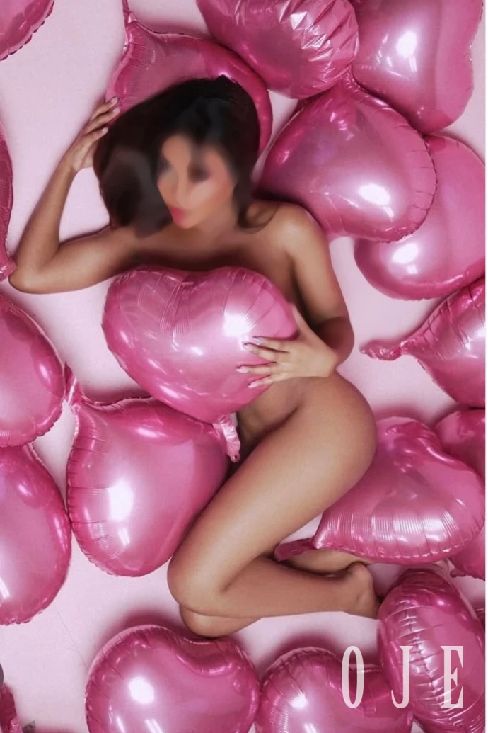 stories-slider-content