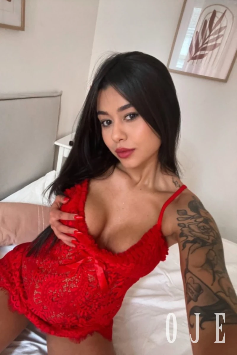 stories-slider-content