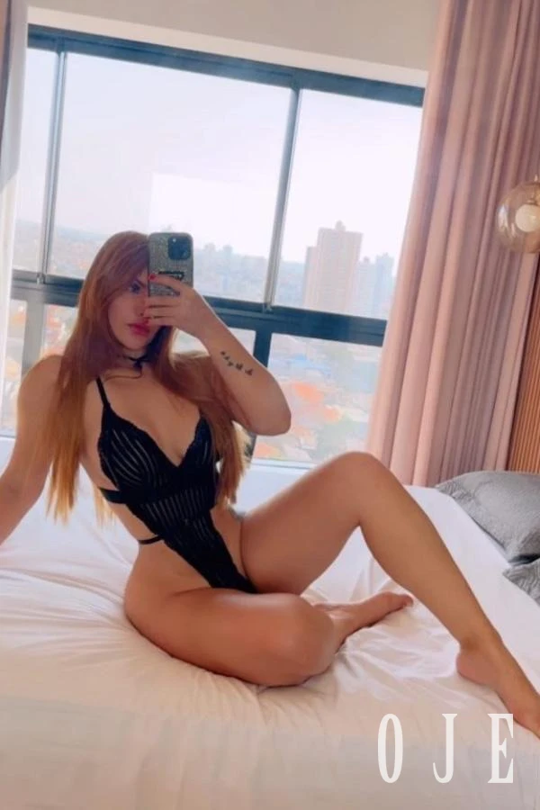 stories-slider-content