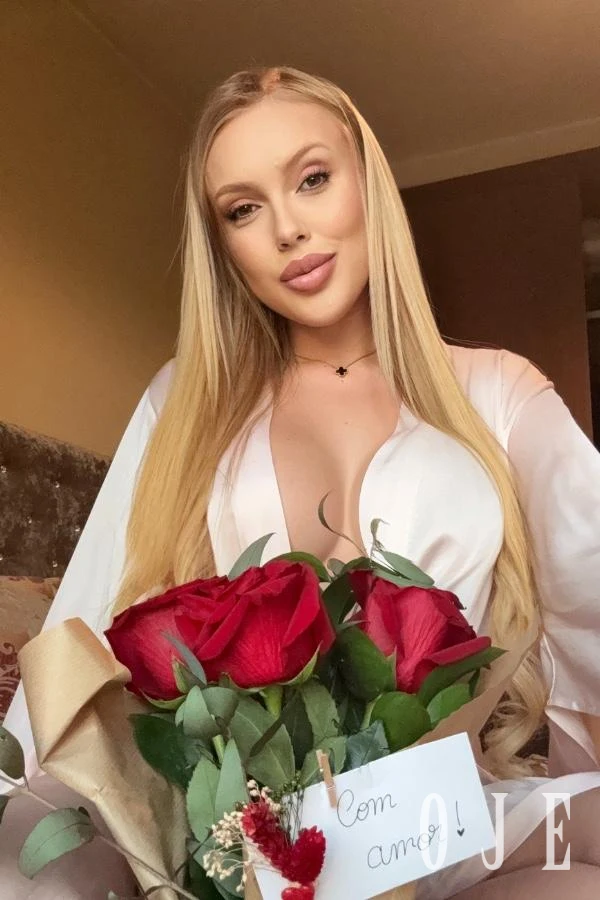 stories-slider-content