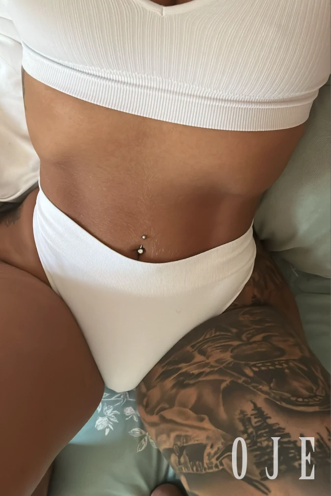 stories-slider-content