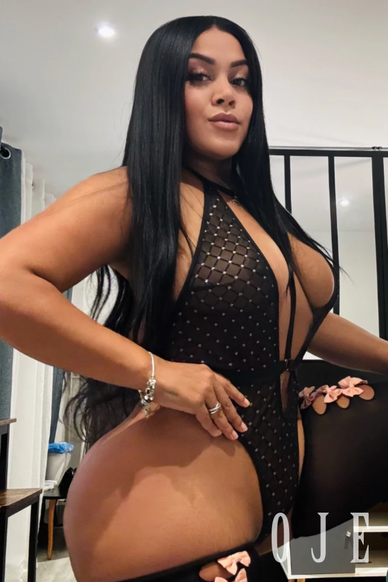 stories-slider-content