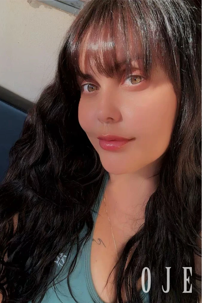 stories-slider-content