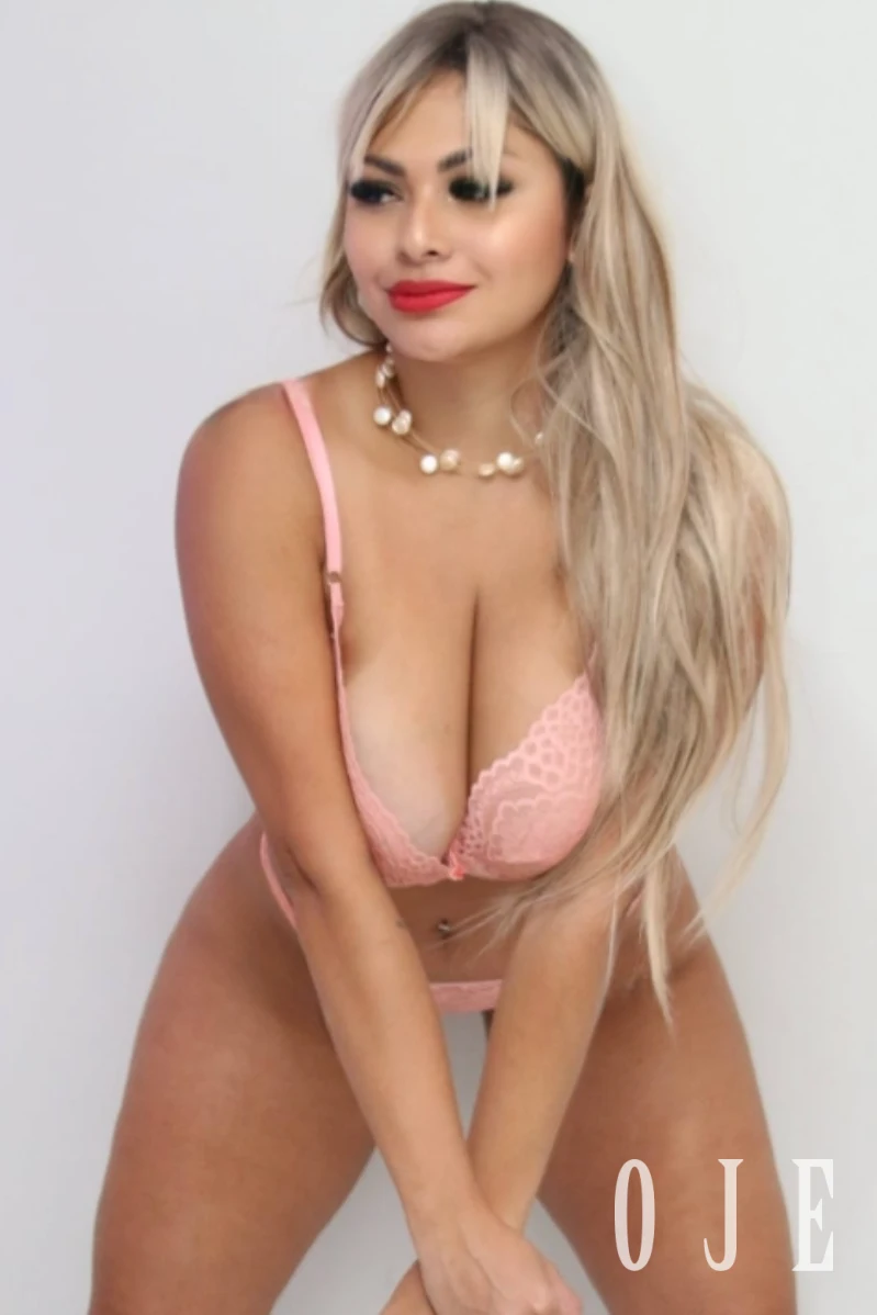 stories-slider-content