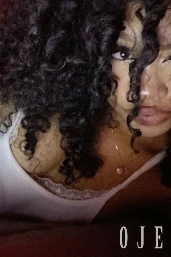 stories-slider-content