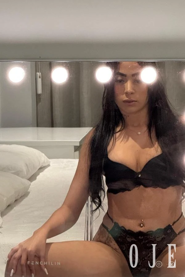 stories-slider-content