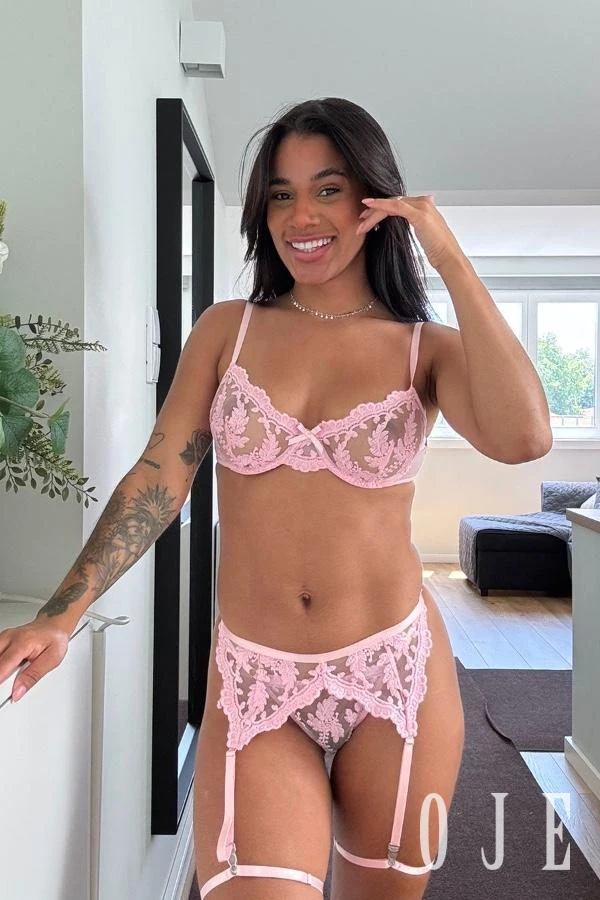 stories-slider-content