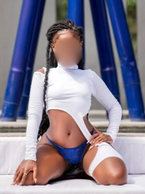 Zari, acompanhante em Portimão 965778109