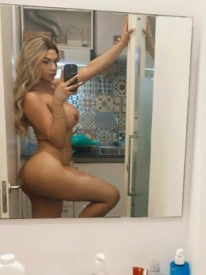 Hellen, travesti em Lisboa 925593331