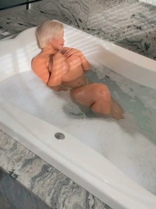 Monique, acompanhante em Porto 924901435